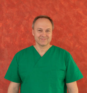 Dr. med. Dr. med. dent. Gert Wittwer, Spezialist Weisheitszahnentfernung und Implantologie